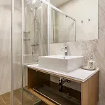 Bygrace Apartment Split