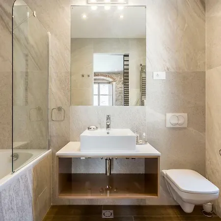 Bygrace Apartment *